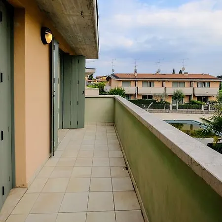 Tommys Moniga del Garda
